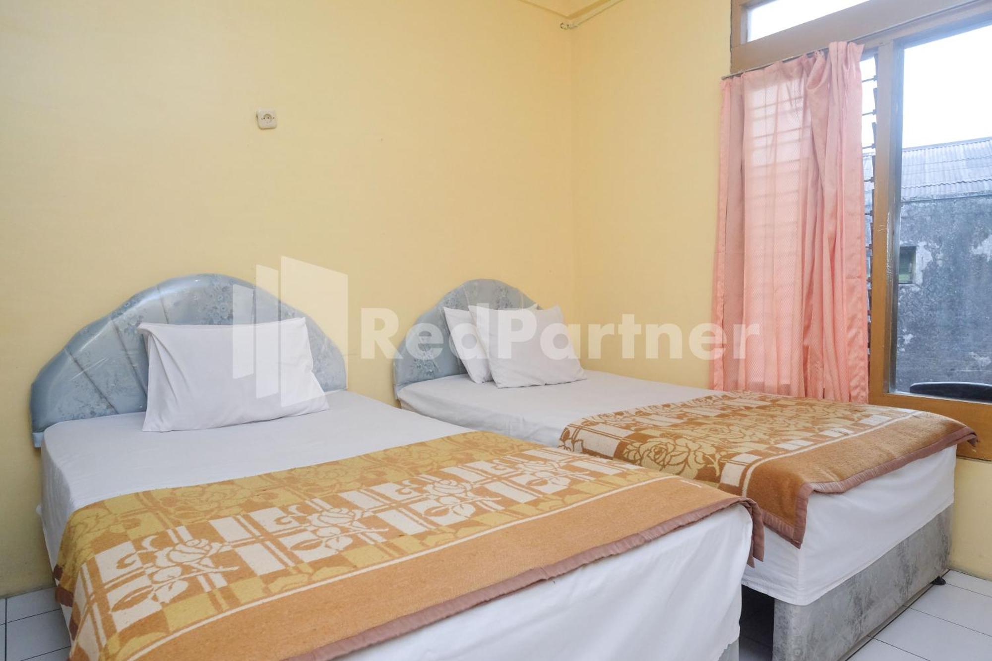 Hotel Sido Langgeng Tawangmangu Mitra Reddoorz Extérieur photo